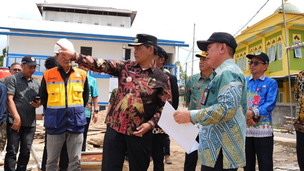 Bupati Barito Utara Tinjau Sejumlah Proyek Infrastruktur dan Fasilitas Publik