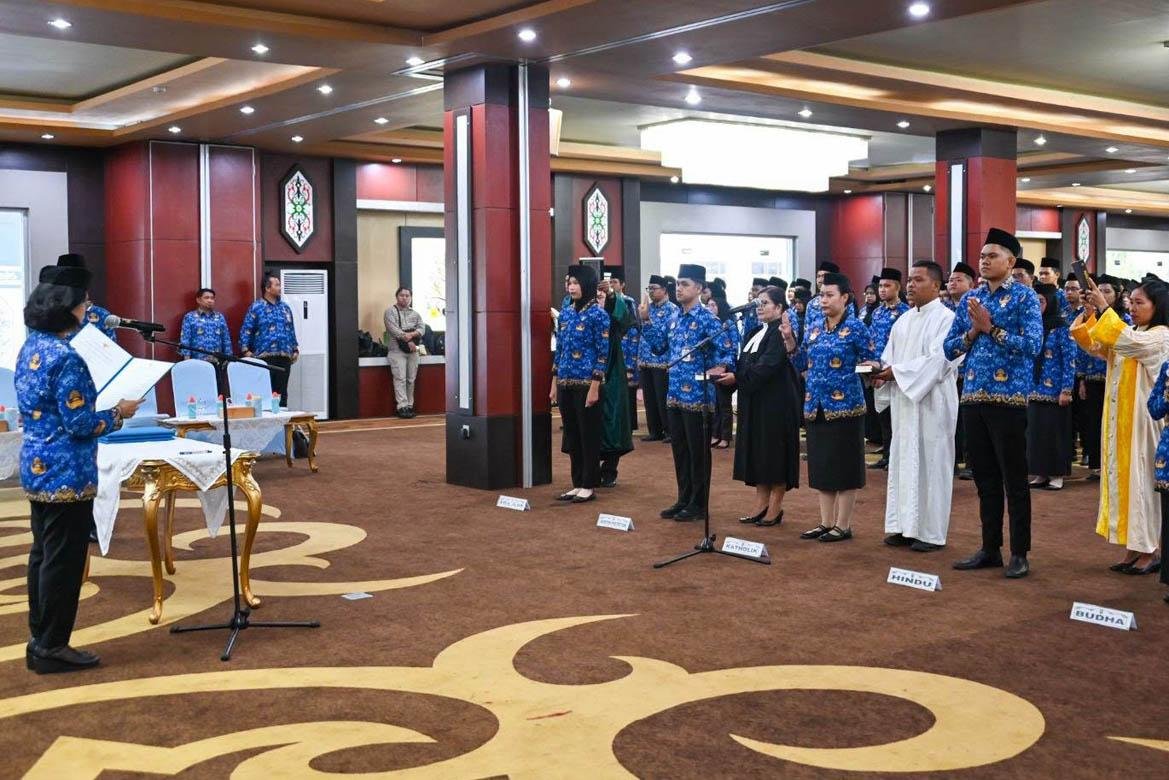 Pj Sekda Kalteng Ajak PNS Tingkatkan Kompetensi di Era Digital