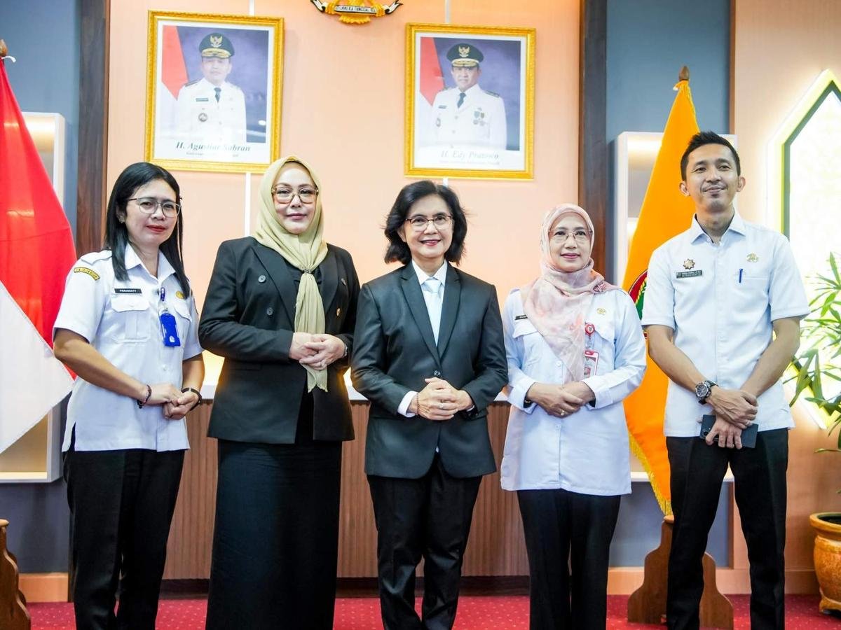 Pj Sekda Linae Victoria Aden Pimpin Sertijab Kadis DPMPTSP, Dispursip dan Diskominfosantik
