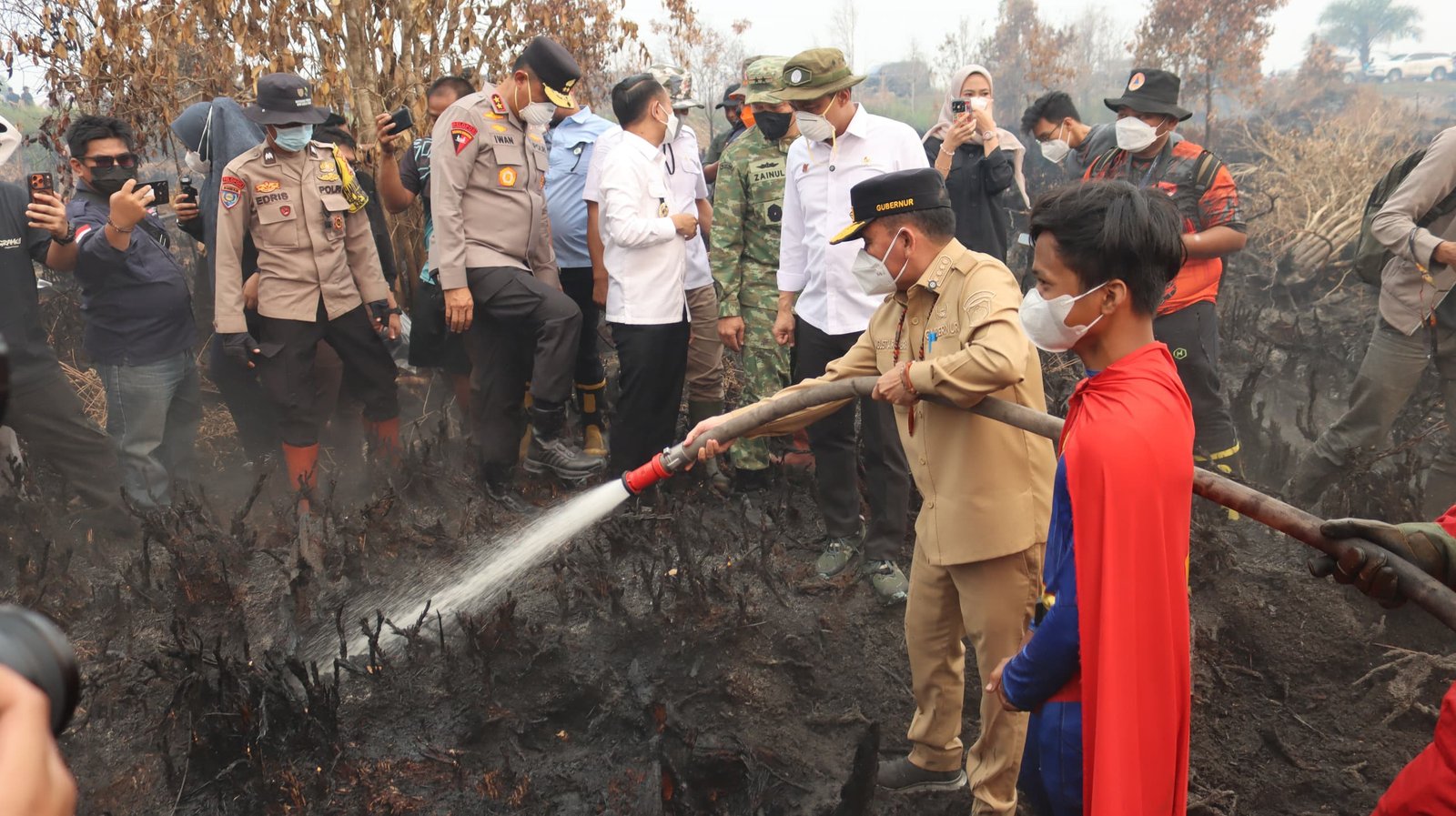 Kapolda Kalteng Dampingi Menteri Kehutanan Tinjau Karhutla di Palangka Raya dan Tumbang Nusa