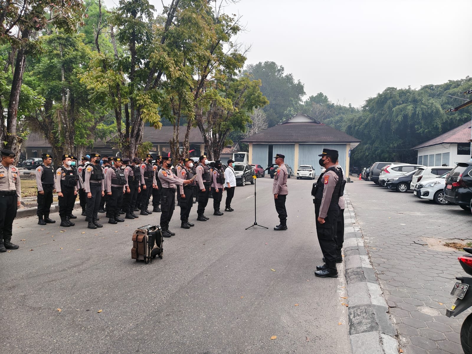 Polresta Palangka Raya Gelar Apel Kesiapan Pam Aksi Damai di Kantor Gubernur Kalteng