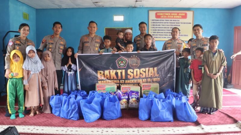 Disela Kunjungan, Ketua Bhayangkari Kota Palangka Raya dan Mahasiswa STIK Lemdiklat Polri Gelar Baksos