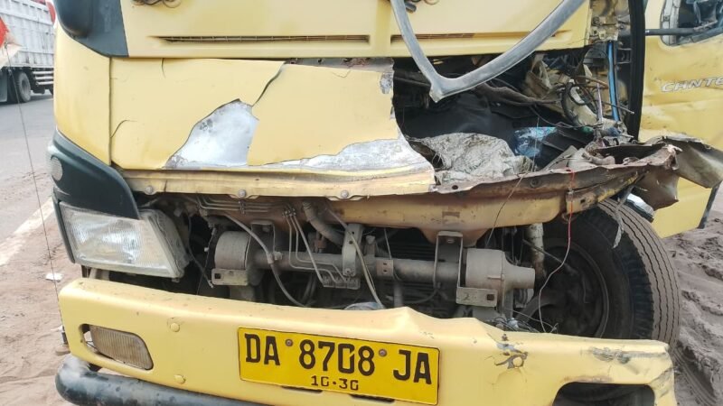 Quick Respons Laka Lantas, Polsek Sabangau Amankan TKP di Jalan Mahir Mahar