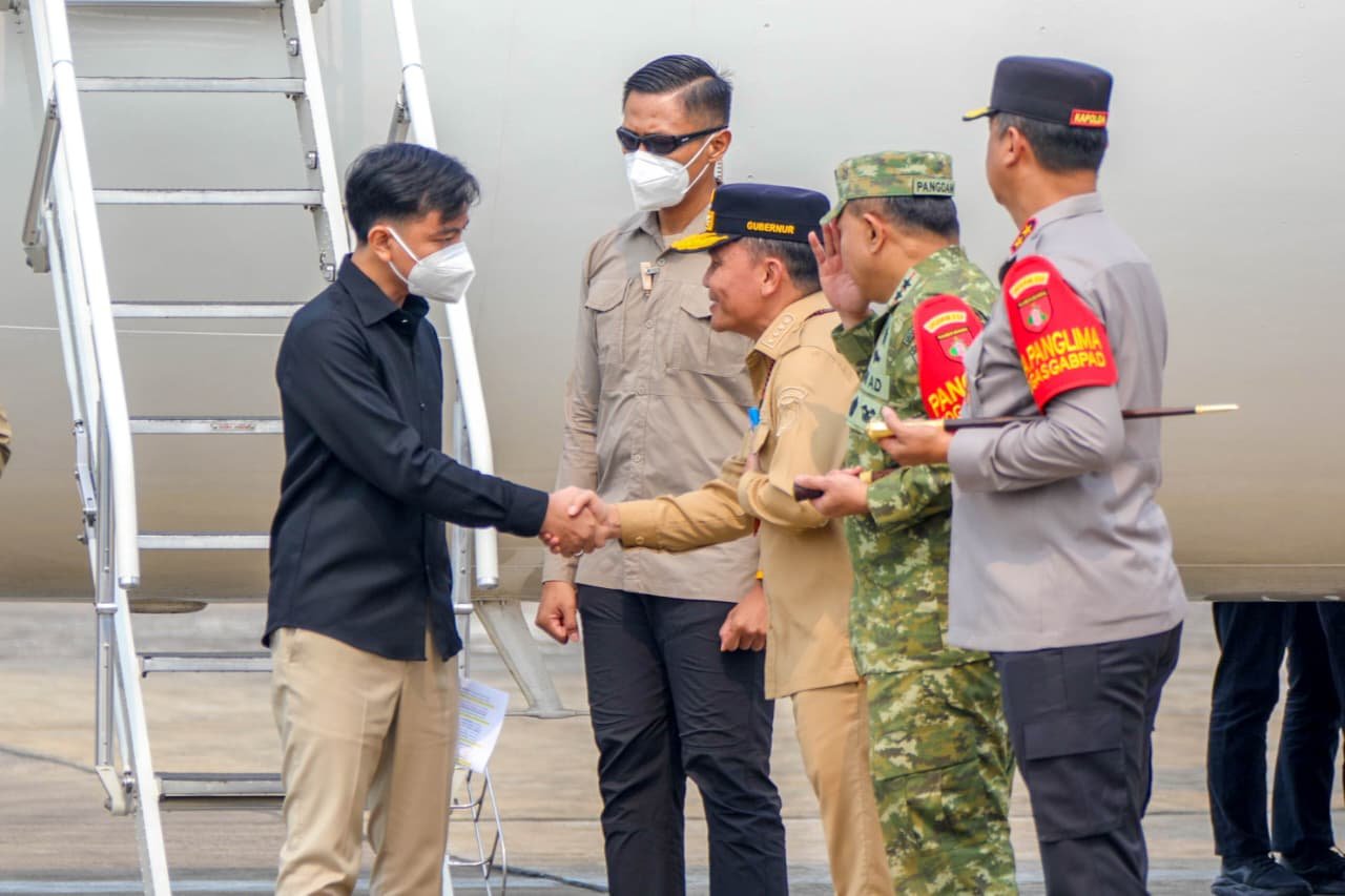 Kapolda Kalteng Bersama Forkopimda Sambut Kunjungan Kerja Wapres RI di Bumi Tambun Bungai