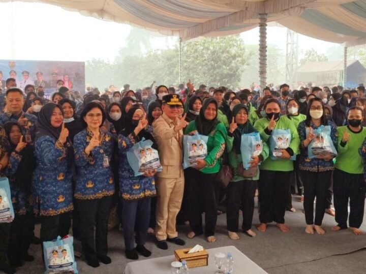 Pemprov Kalteng Salurkan Bantuan Paket Sembako untuk ASN, Golongan I-II, P3K hingga Tenaga Outsourcing