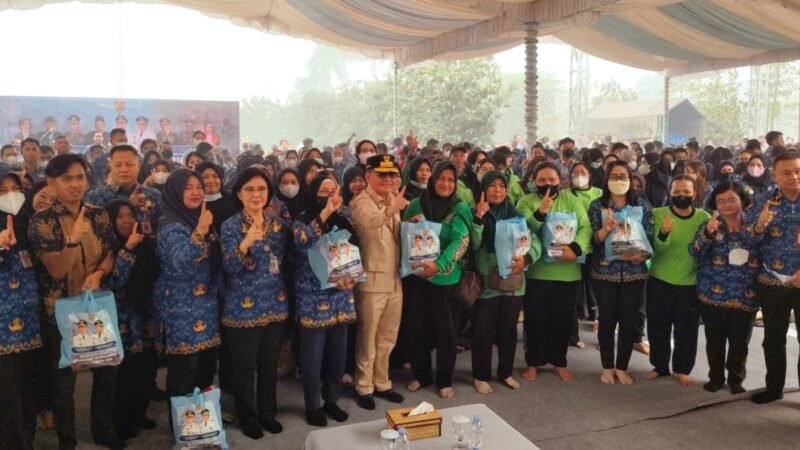 Pemprov Kalteng Salurkan Bantuan Paket Sembako untuk ASN, Golongan I-II, P3K hingga Tenaga Outsourcing