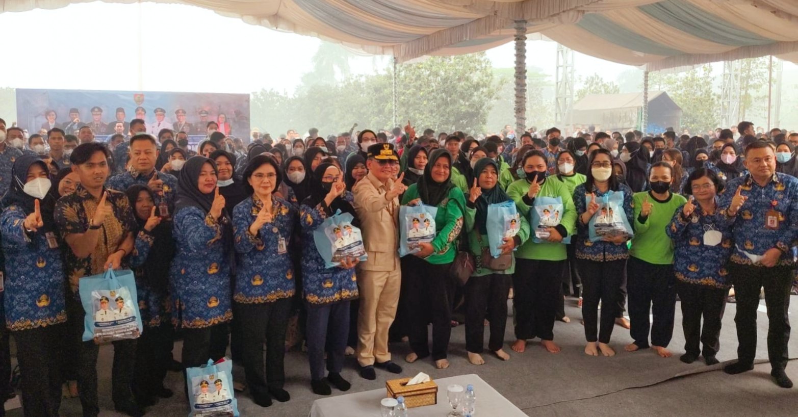 Pemprov Kalteng Salurkan Bantuan Paket Sembako untuk ASN, Golongan I-II, P3K hingga Tenaga Outsourcing